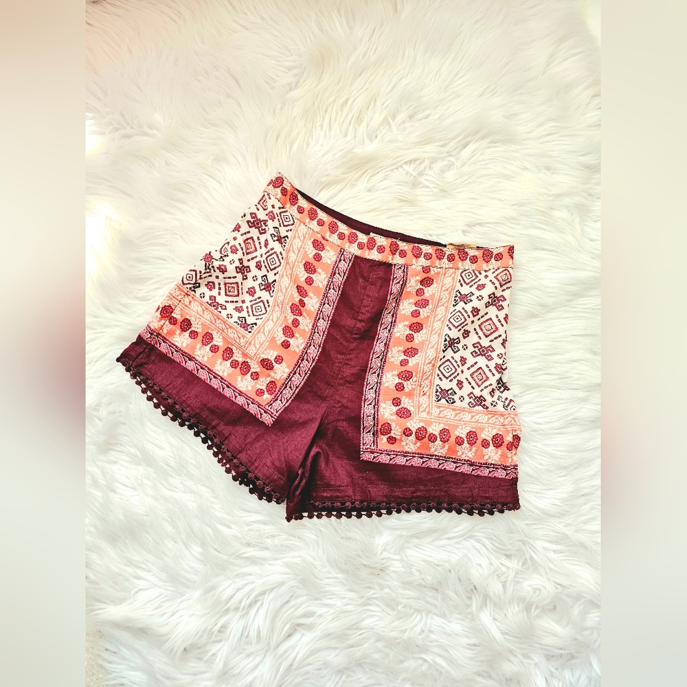 Bohemian Burgundy and Cream Patterned Side Zip Shorts (NWT)